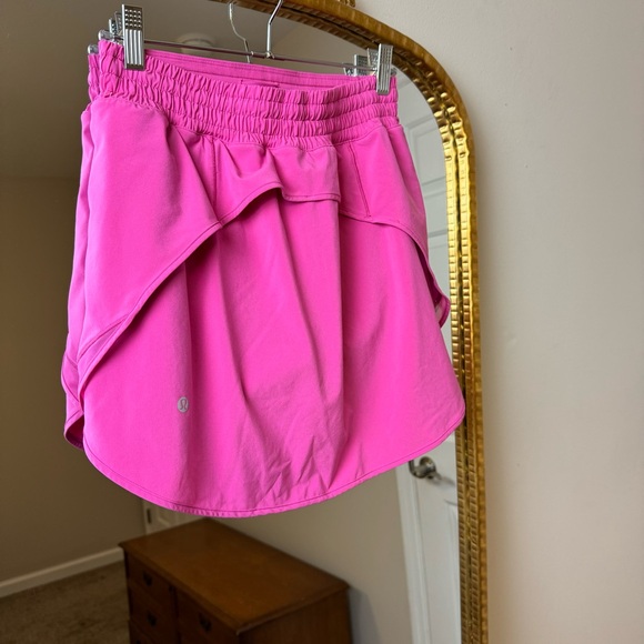 Hotty Hot High-Rise Skirt - Picture 4 of 8